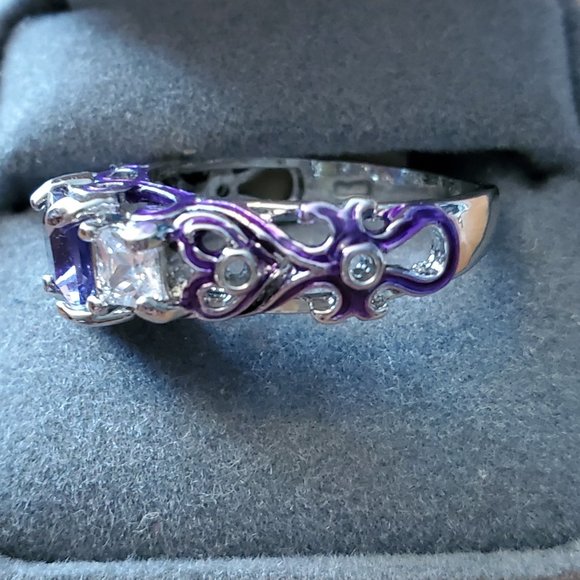 New Silver Amethyst Princess Cut Ring Purple Trim - Picture 4 of 7